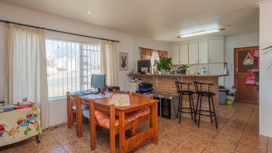 3 Bedroom Property for Sale in Struisbaai Western Cape